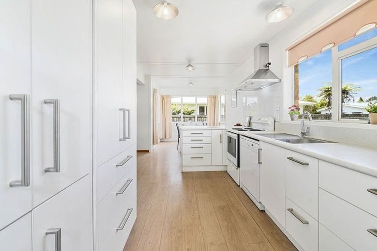 Photo of property in 20 Clyde Street, Utuhina, Rotorua, 3015