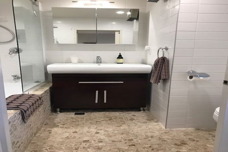 Photo of property in 8 Ocean View Terrace, Sumner, Christchurch, 8081