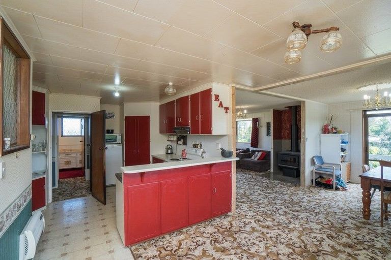 Photo of property in 4 Maata Road, Eltham, 4398