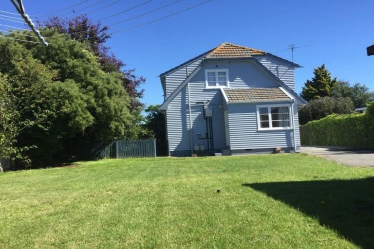 Photo of property in 212 Weston Road, St Albans, Christchurch, 8052