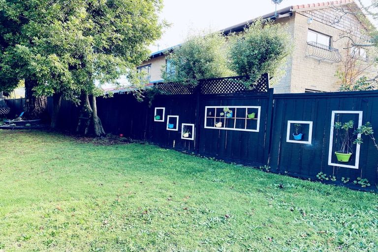 Photo of property in 41 Marywil Crescent, Hillcrest, Auckland, 0627