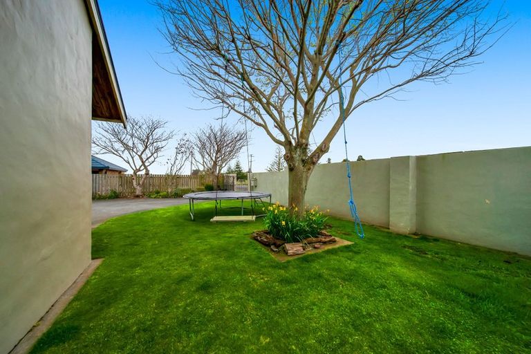 Photo of property in 35 Maire Street, Hawera, 4610