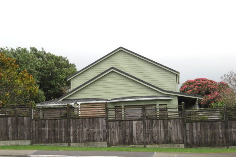 Photo of property in 24 Beauchamp Street, Karori, Wellington, 6012