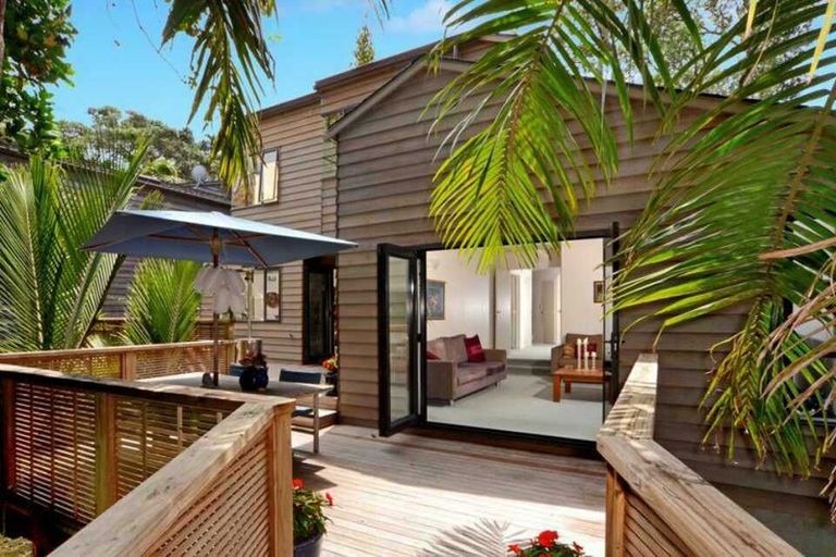 Photo of property in 240 Beach Road, Campbells Bay, Auckland, 0630