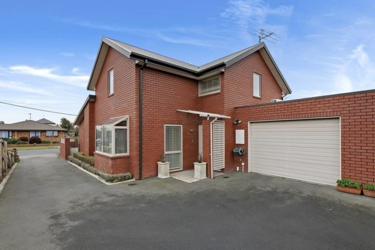 Photo of property in 22 Wyndham Street, Papanui, Christchurch, 8053
