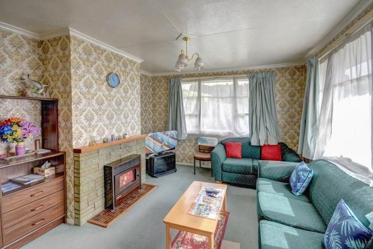 Photo of property in 493 Kaikorai Valley Road, Bradford, Dunedin, 9011