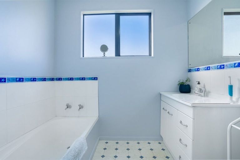 Photo of property in 107 Great North Road, Winton, 9720