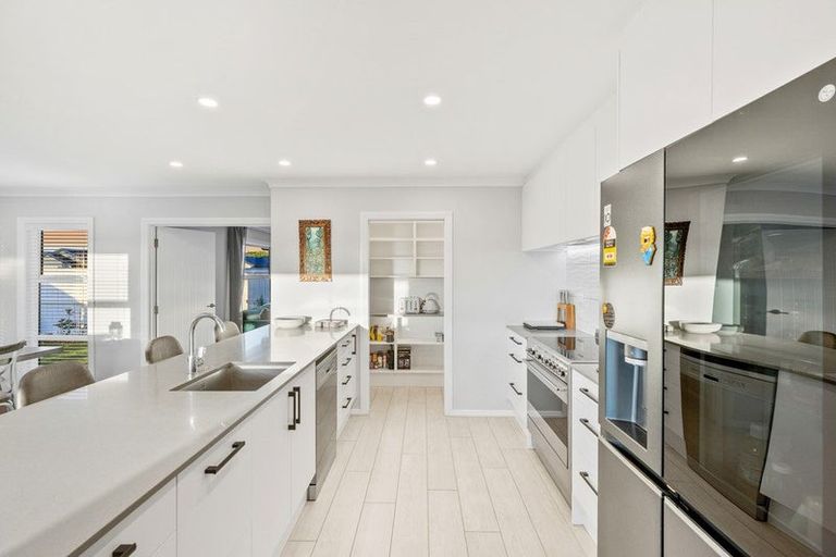 Photo of property in 38 Mcquillan Avenue, Woodend, 7610