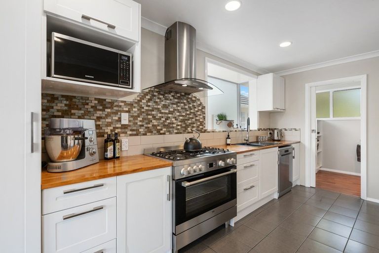 Photo of property in 46 Sheridan Crescent, Trentham, Upper Hutt, 5018