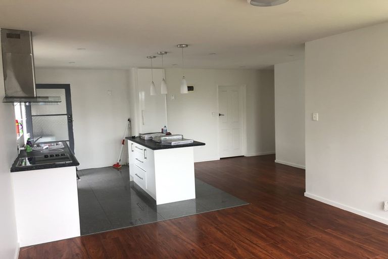 Photo of property in 26 Nile Road, Kelston, Auckland, 0602