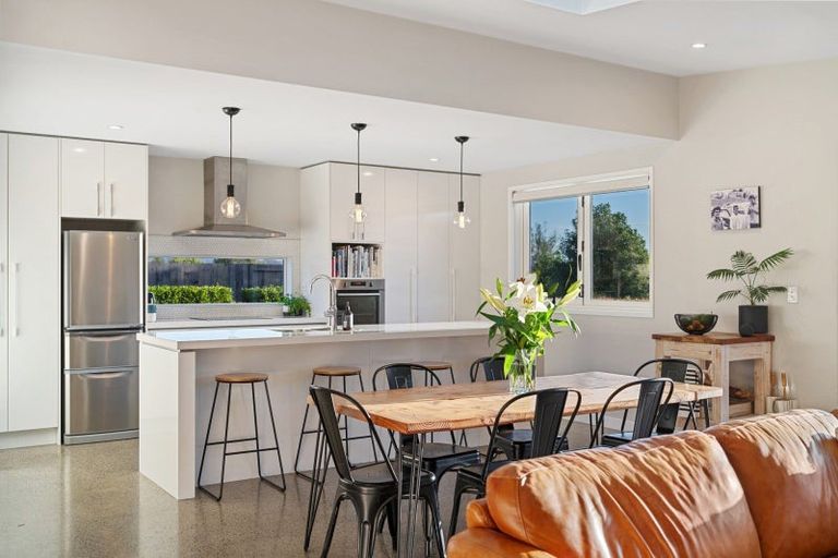 Photo of property in 32 Mervyn Place, Ohauiti, Tauranga, 3112