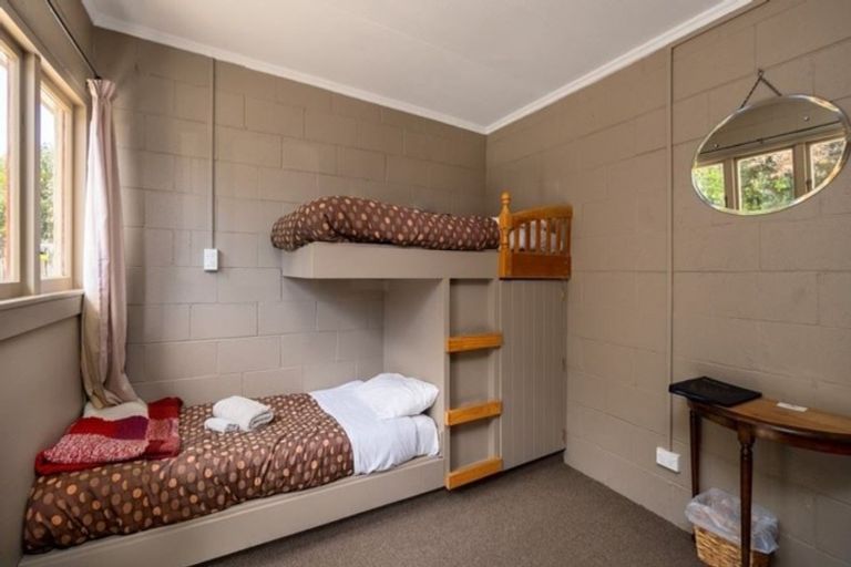 Photo of property in 1 Macdonald Street, Ophir, Omakau, 9393