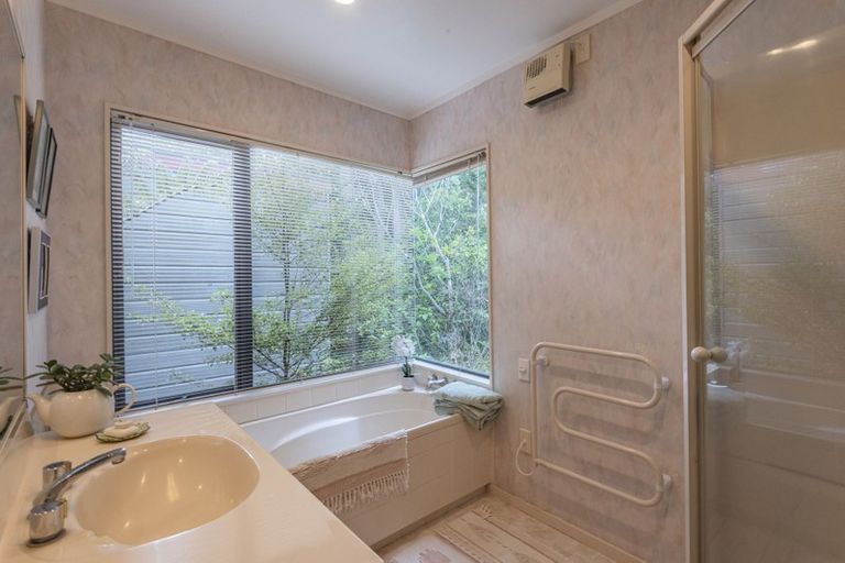 Photo of property in 72 Ngahere Drive, Horahora, Whangarei, 0110