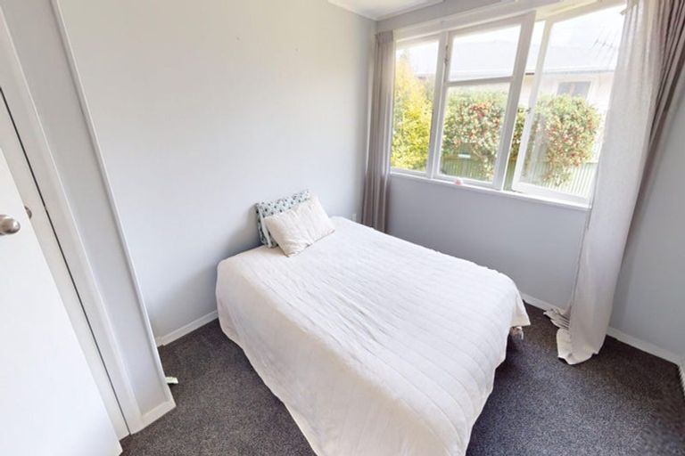 Photo of property in 42 Ruapehu Street, Castlecliff, Whanganui, 4501