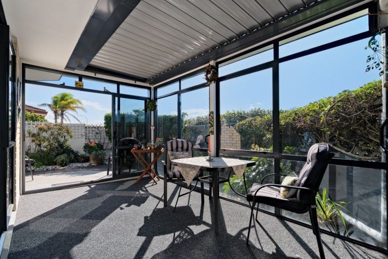 Photo of property in 2 Lotus Avenue, Mount Maunganui, 3116