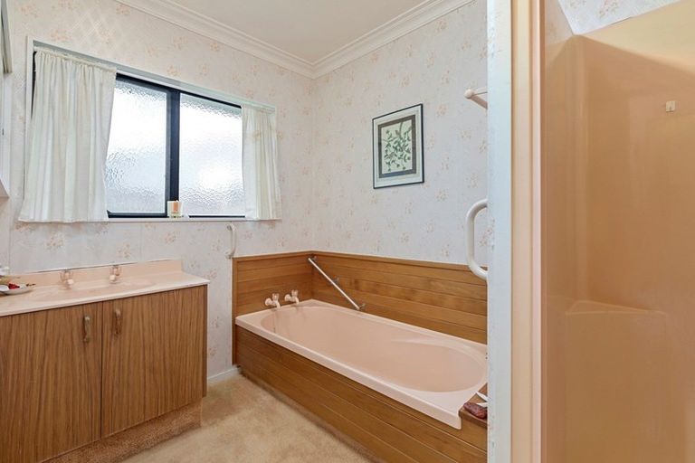 Photo of property in 3/24 Fourth Avenue, Tauranga, 3110