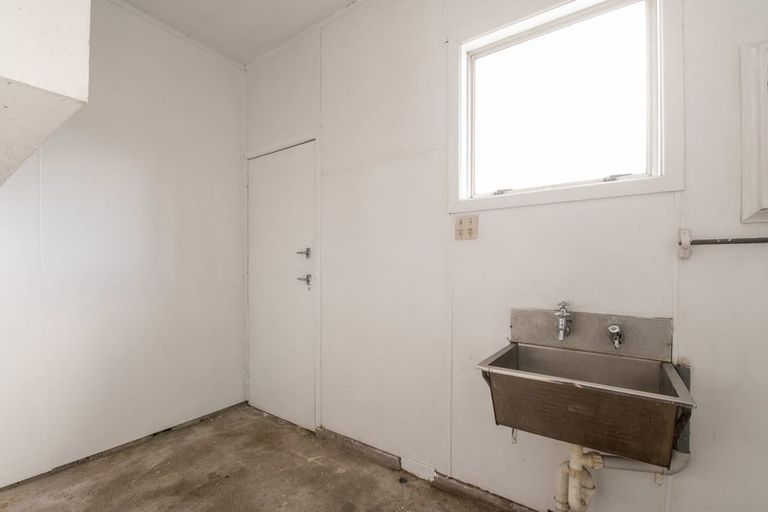 Photo of property in 33b Kawaha Point Road, Fairy Springs, Rotorua, 3015