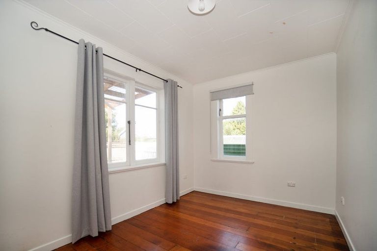 Photo of property in 1a Wellington Street, Feilding, 4702