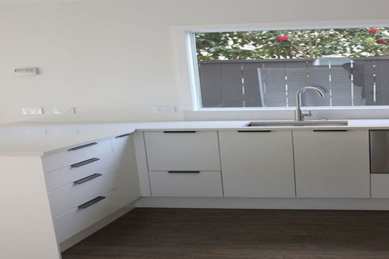 Photo of property in 87 Grant Road, Thorndon, Wellington, 6011