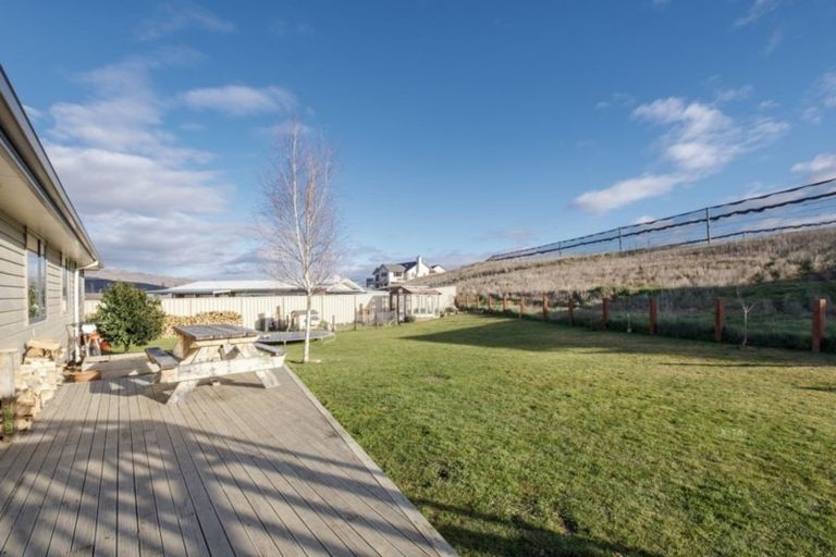 Photo of property in 21 Missy Crescent, Mount Pisa, Cromwell, 9383