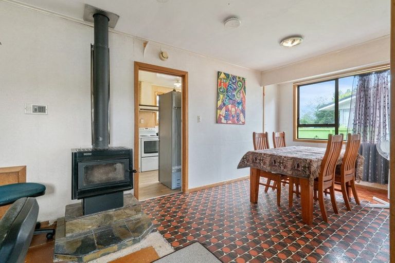 Photo of property in 11 Cargill Street, Papakura, 2110