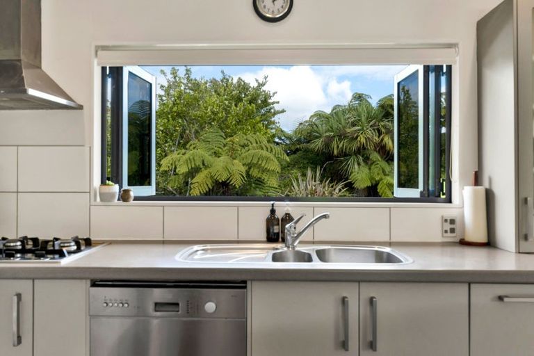 Photo of property in 529 Frankley Road, Hurworth, New Plymouth, 4371