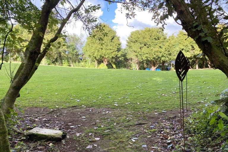 Photo of property in 28 Tangimoana Road, Muhunoa East, Levin, 5570