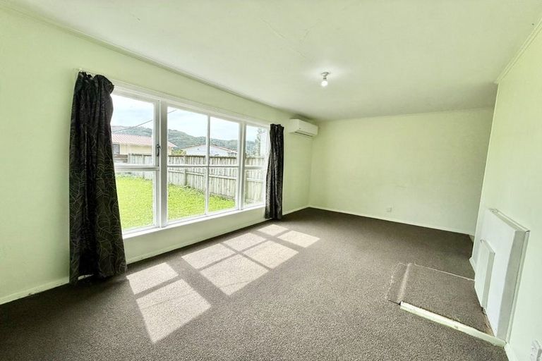 Photo of property in 1/18 Eldon Grove, Taita, Lower Hutt, 5019