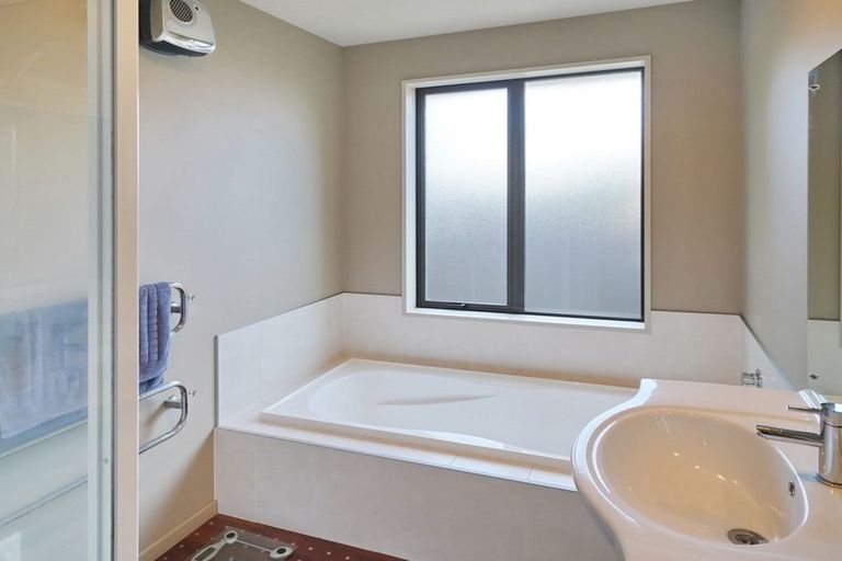 Photo of property in 17 Third Street, Belfast, Christchurch, 8051