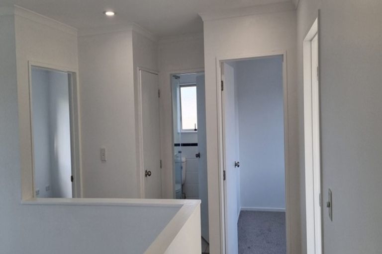 Photo of property in 37 Innisowen Place, Flat Bush, Auckland, 2019