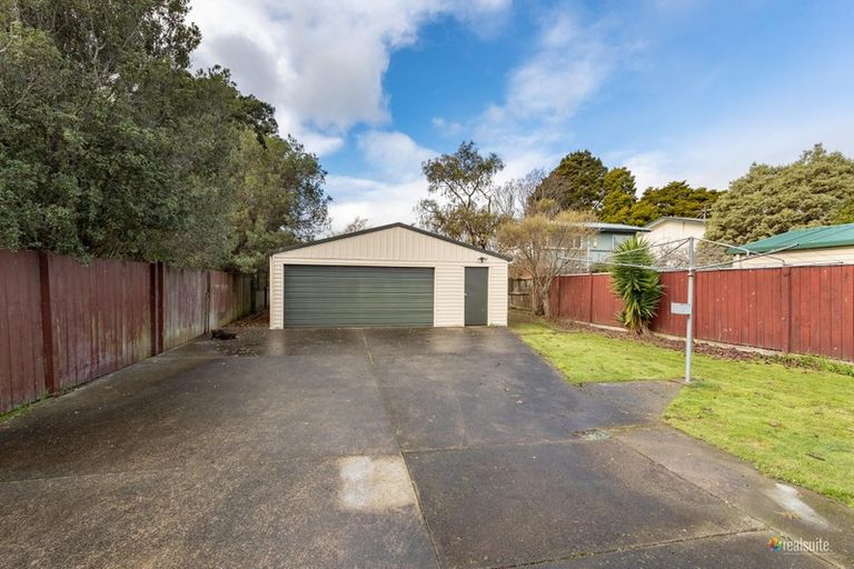 Photo of property in 17 Murray Street, Wallaceville, Upper Hutt, 5018