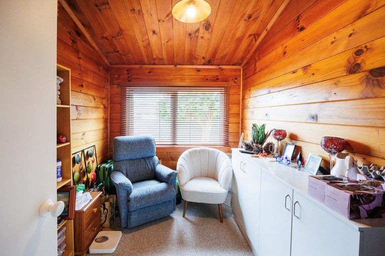 Photo of property in 2 Dalrymple Place, Marton, 4710