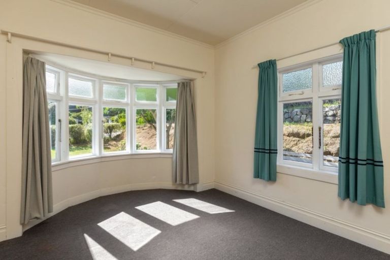 Photo of property in 59 Hampden Street, Picton, 7220