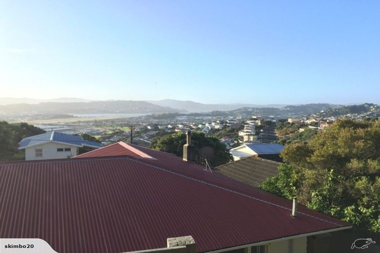 Photo of property in 33 Ahuriri Street, Strathmore Park, Wellington, 6022