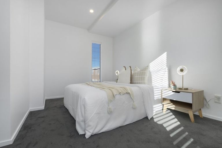 Photo of property in 2/204 Edgeware Road, Edgeware, Christchurch, 8013