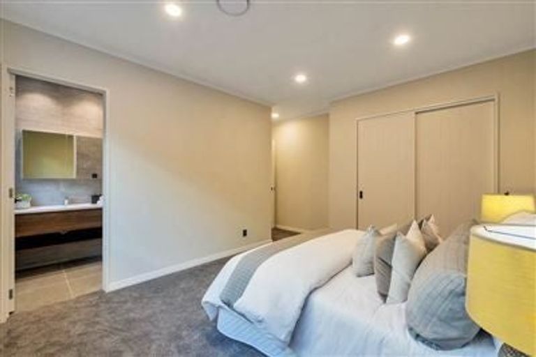 Photo of property in 62 Headland Drive, Long Bay, Auckland, 0630