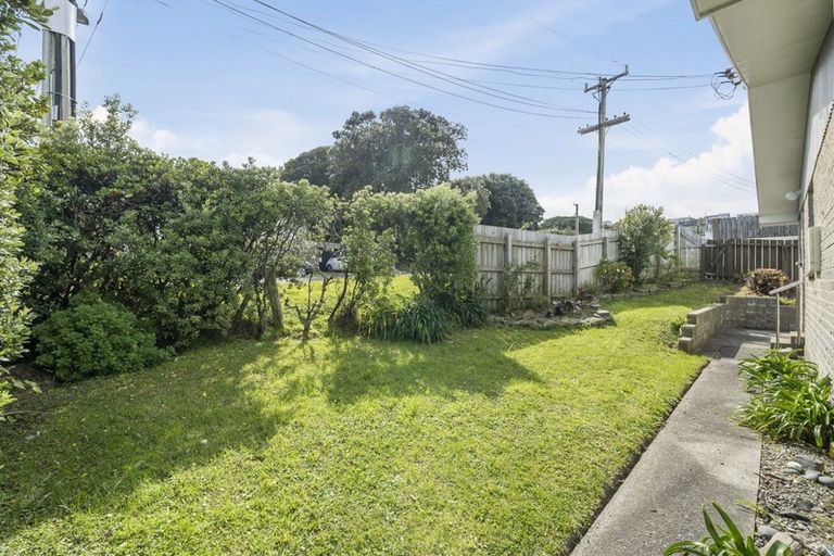 Photo of property in 14b Richard Street, Titahi Bay, Porirua, 5022