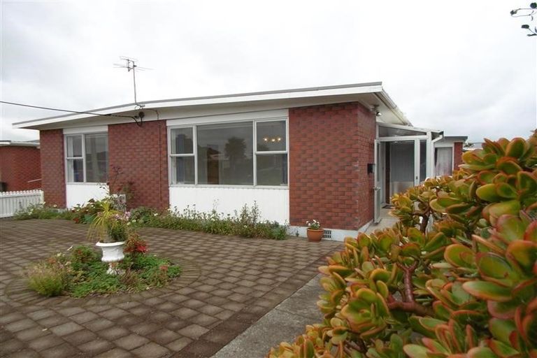 Photo of property in 42a Sackville Street, Fitzroy, New Plymouth, 4312