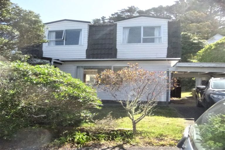 Photo of property in 13b Percy Dyett Drive, Karori, Wellington, 6012