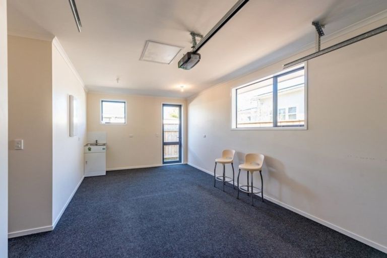 Photo of property in 160 Cambridge Street, Levin, 5510