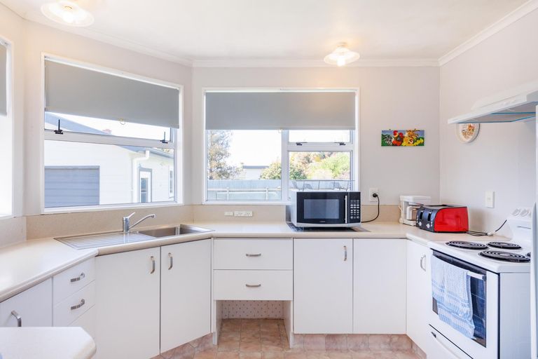 Photo of property in 10 Rennie Avenue, Milson, Palmerston North, 4414