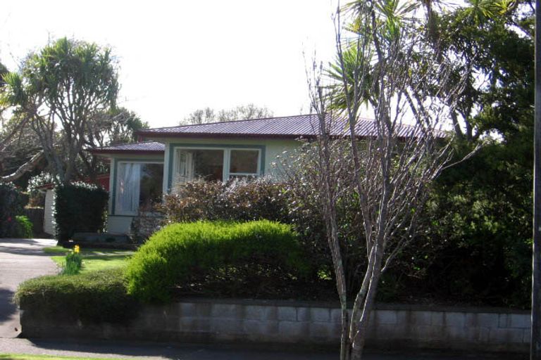 Photo of property in 132 Buick Crescent, Awapuni, Palmerston North, 4412