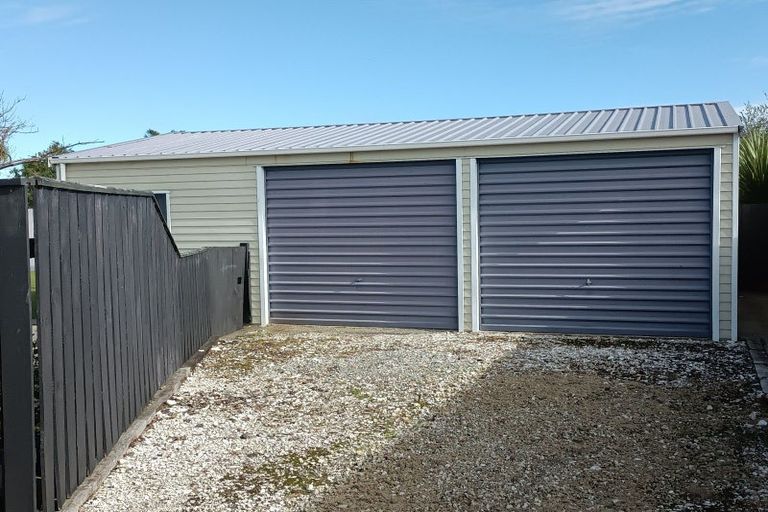 Photo of property in 102 Peel Street, Westport, 7825