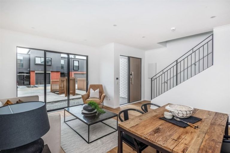 Photo of property in 3 Te One Place, Belmont, Auckland, 0622