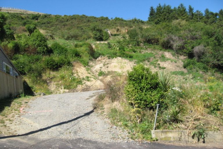 Photo of property in 54 Hawkhurst Road, Lyttelton, 8082