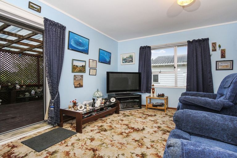 Photo of property in 4/113 Seabrook Avenue, New Lynn, Auckland, 0600