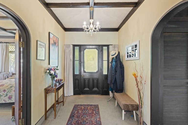 Photo of property in 6 Tawa Street, Inglewood, 4330