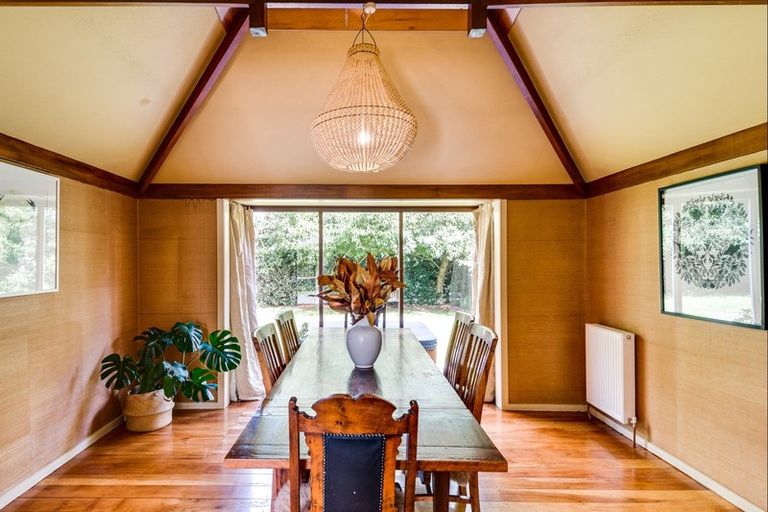 Photo of property in 32 Saint Andrews Road, Havelock North, 4130