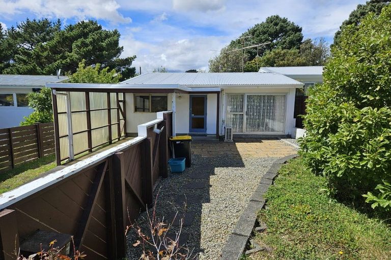 Photo of property in 19a Caesars Place, Churton Park, Wellington, 6037