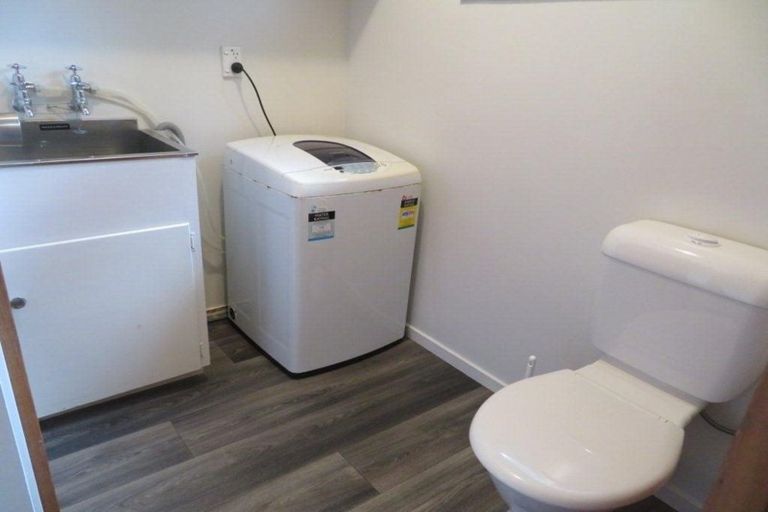 Photo of property in 1/7 Raroa Road, Kelburn, Wellington, 6012